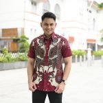 Jayabaya Batik Mahesa Kemeja Batik Pria Lengan Pendek